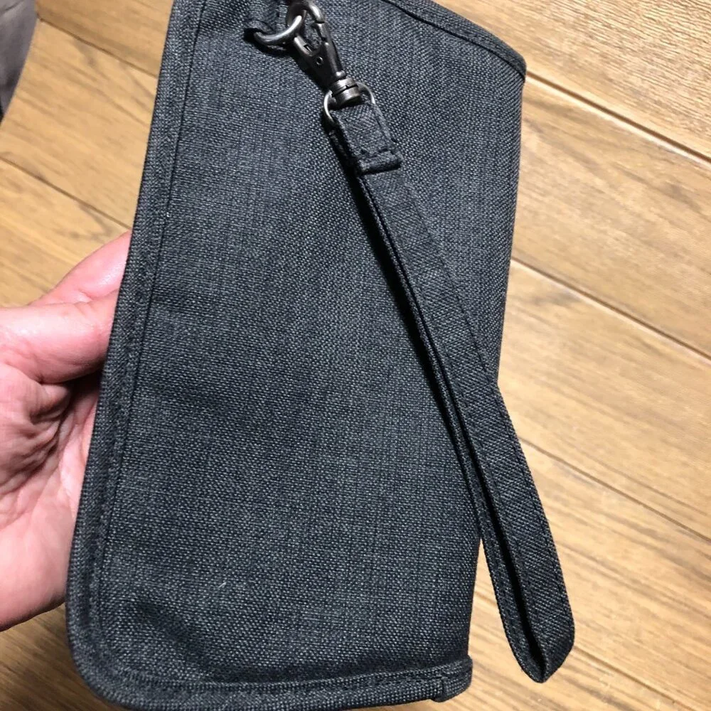 LL Bean men fabric travel wristlet wallet, charcoal gray